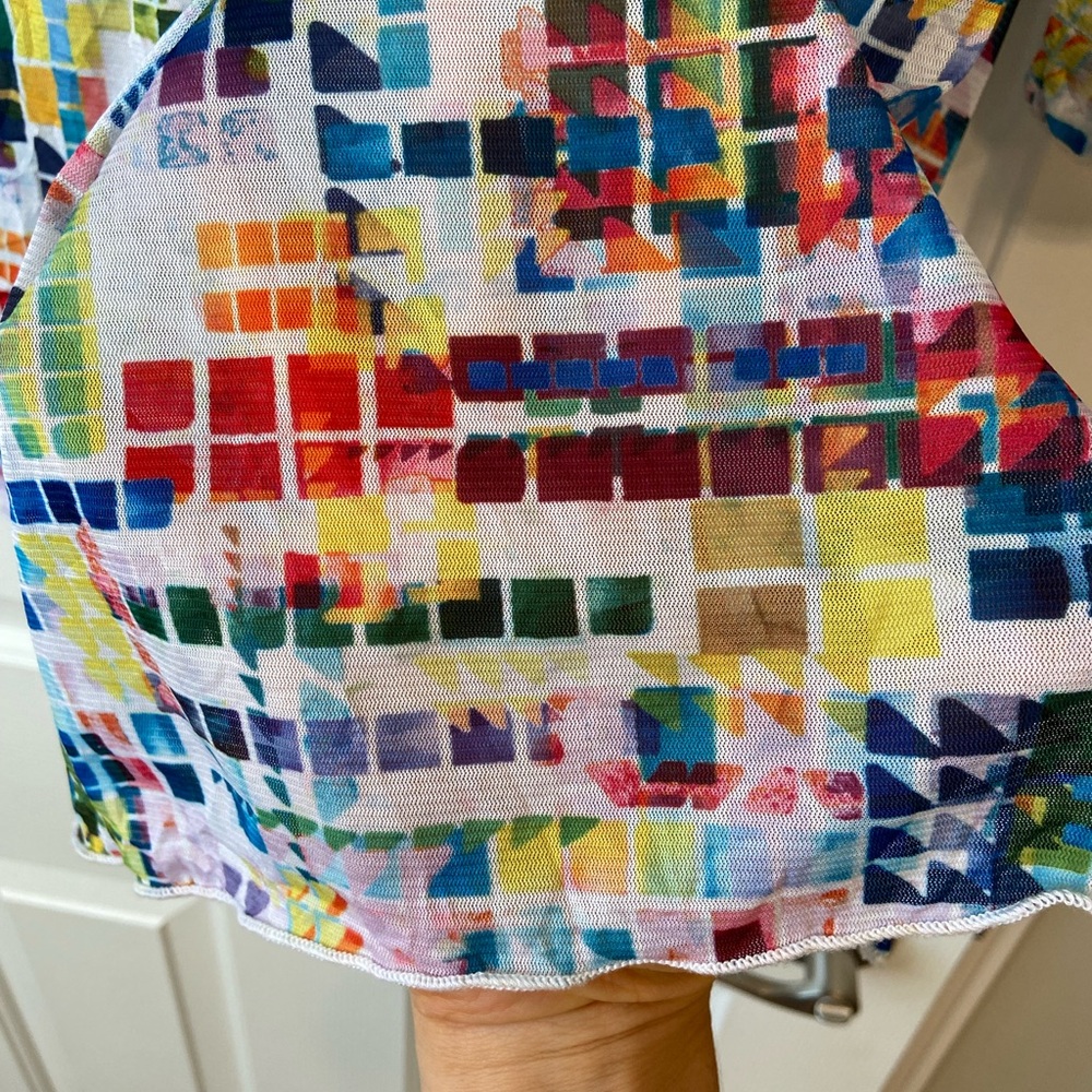 Ali Miles Rainbow Colored Geometric 3/4 Sleeve Sheer Top Sz Medium - Picture 8 of 9